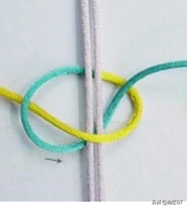 编织手环的方法strong/p/p
p手镯牌编织教程
/strong？