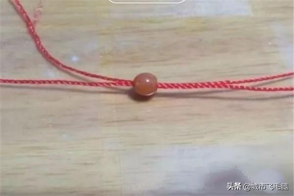 红绳项链编织方法strong/p/p
p红绳脚链编织男
/strong？