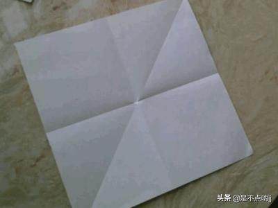 纸巾艺术——白莲花的折法strong/p/p
p怎么折圆的水晶
/strong？